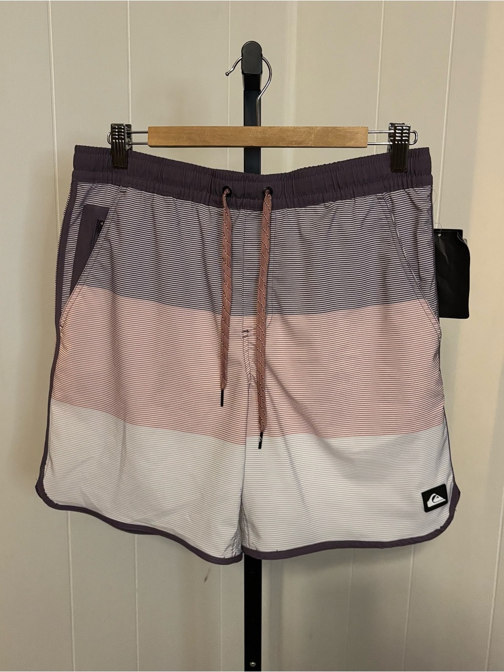 Quiksilver Sunset Purple Stripe Boardshorts Swim Trunks Mens Medium NWT *NOTE
